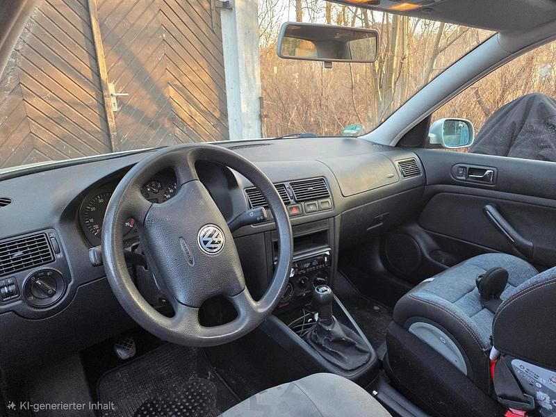 Gebraucht VW Golf 75 PS (55 kW) 2002 Silber Coupé