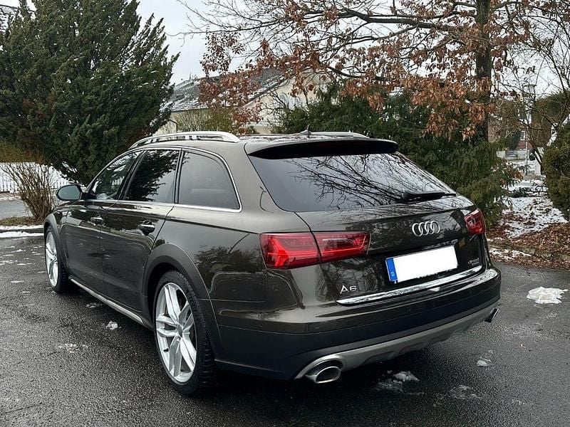 Gebraucht Audi A6 Allroad Ambiente 272 PS (200 kW) 2018 Braun Kombi