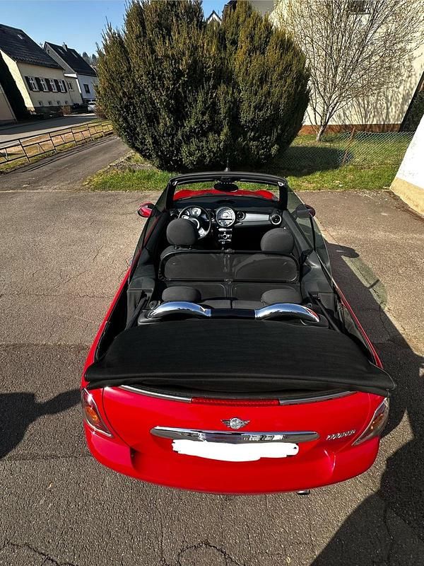 Gebraucht Mini Cooper Cabriolet 122 PS (89 kW) 2010 Rot Cabrio