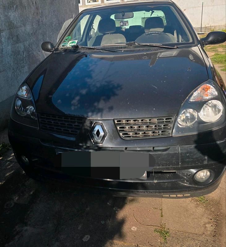 Schwarz Gebraucht 2001 Renault Clio II Kleinwagen | 499 € (Superpreis) - Bild 1/4