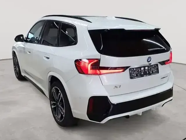 Gebraucht BMW X1 M Sport 136 PS (100 kW) 2023 Mineralweiß metallic SUV