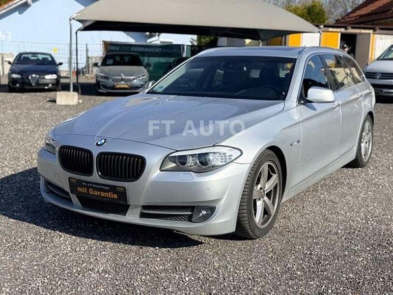 Gebraucht BMW 520 184 PS (135 kW) 2012 Silber Kombi