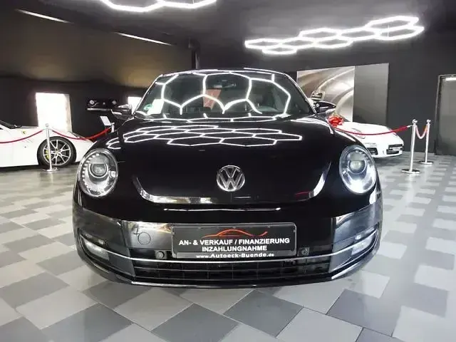 Gebraucht VW Beetle Design 160 PS (117 kW) 2013 Schwarz Kleinwagen