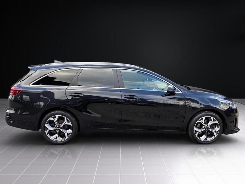 Gebraucht Kia Ceed Platinum Edition 105 PS (77 kW) 2021 Schwarz Kleinwagen