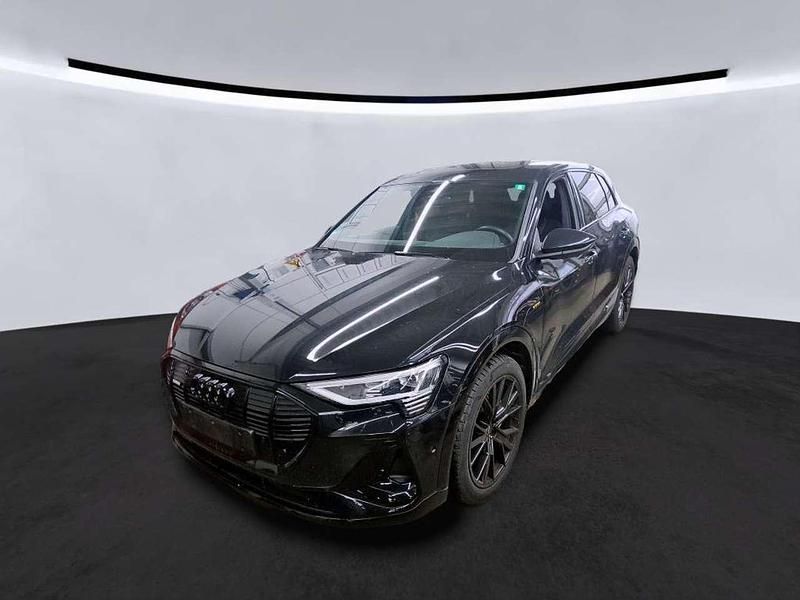 Mythosschwarz metallic Gebraucht 2022 Audi e-tron Black Edition SUV | 39.155 € (Guter Preis) - Bild 1/1