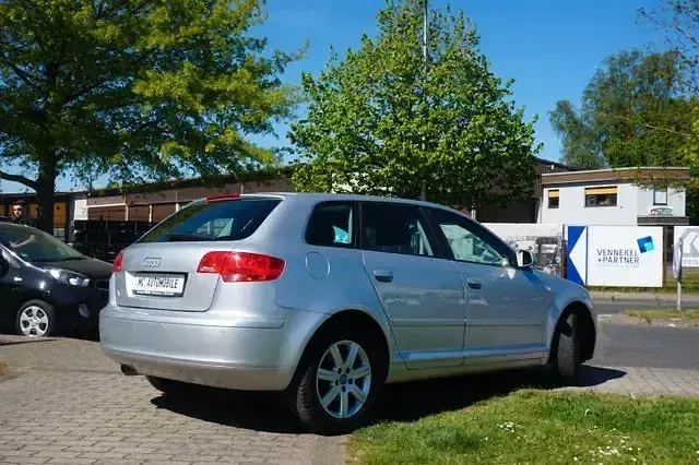 Gebraucht Audi A3 Attraction 102 PS (75 kW) 2005 Silber Kleinwagen