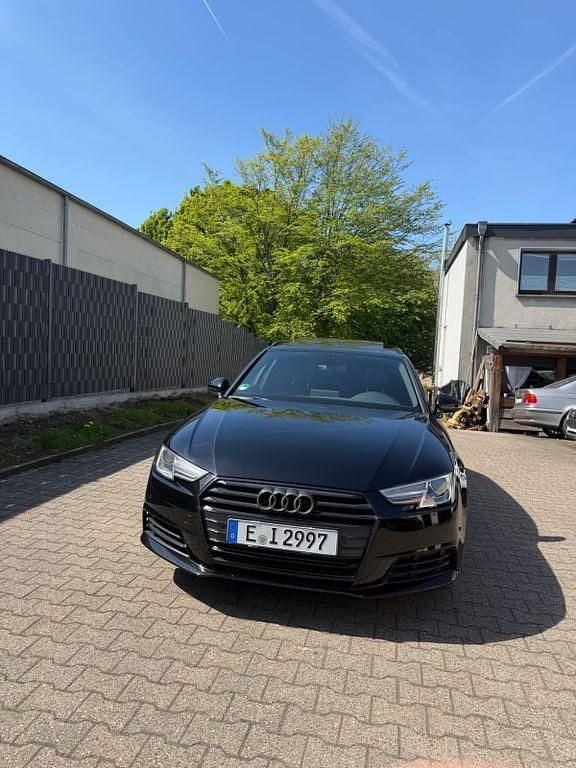 Second-hand Audi A4 Design 190 CP (139 kW) 2017 Negru Break