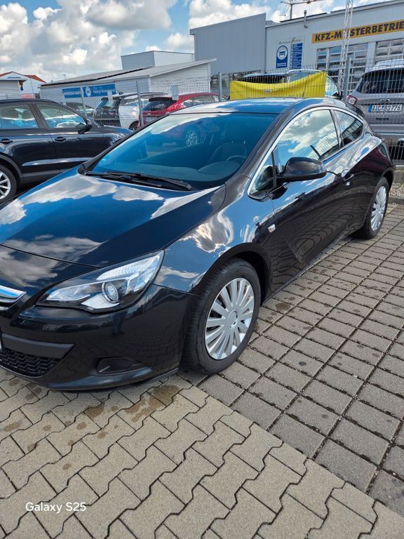 Schwarz Gebraucht 2015 Opel Astra GTC Limousine | 6.500 € (Guter Preis) - Bild 1/4