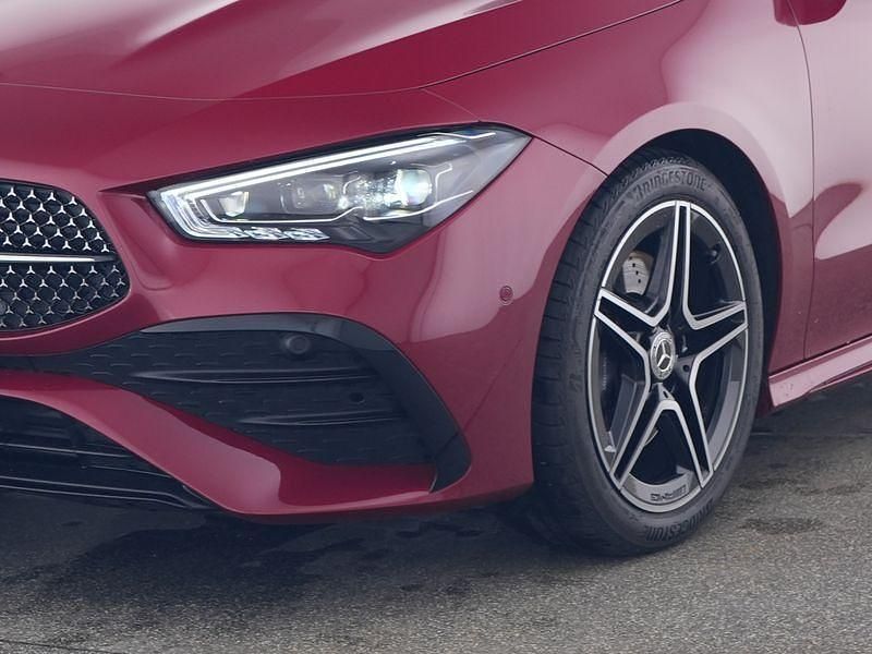 Gebraucht Mercedes CLA220 AMG 190 PS (139 kW) 2024 Rot manufaktur lack manufaktur patagonienrot metallic Limousine