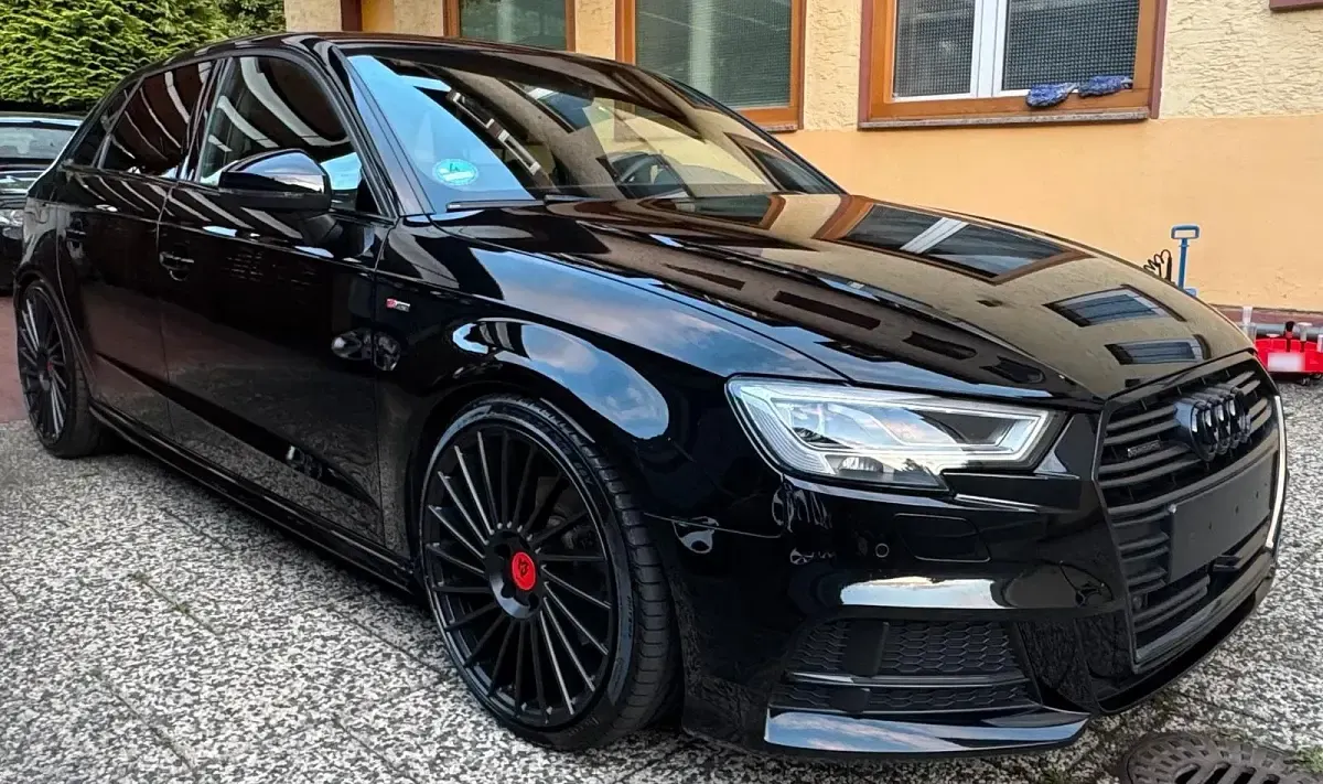 Gebraucht Audi A3 Comfort 190 PS (139 kW) 2017 Schwarz Limousine