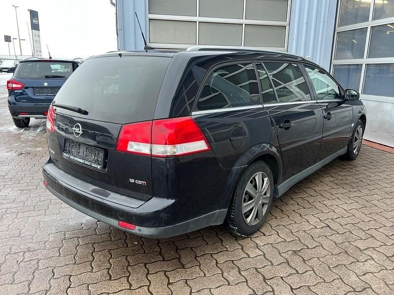 Gebraucht Opel Vectra Edition+ 150 PS (110 kW) 2008 Schwarz Kombi