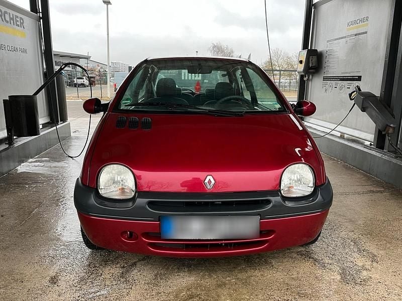 Usata Renault Twingo 75 CV (55 kW) 2004 Rosso Utilitaria