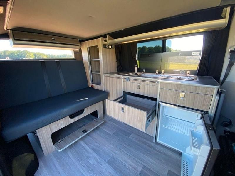 Gebraucht VW California California 150 PS (110 kW) 2021 Weiß Van