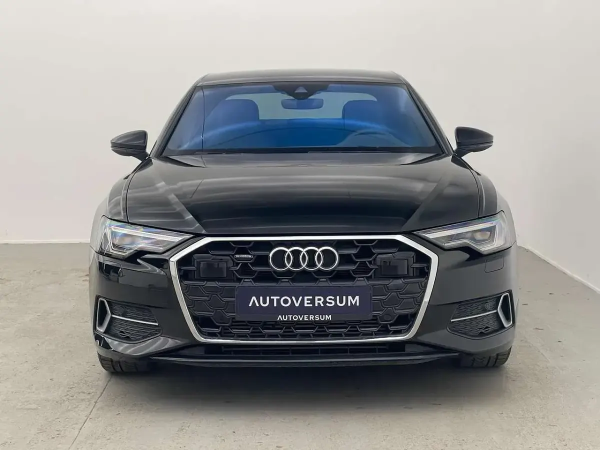 Gebraucht Audi A6 Advanced 299 PS (219 kW) 2025 Mythosschwarz metallic Limousine