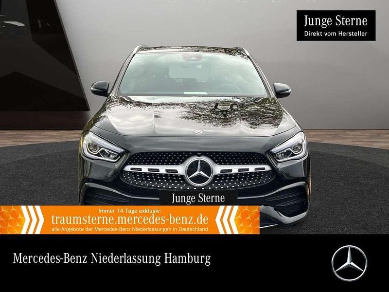 Schwarz Gebraucht 2021 Mercedes GLA250 AMG SUV | 35.490 € (Etwas zu teuer) - Bild 1/3