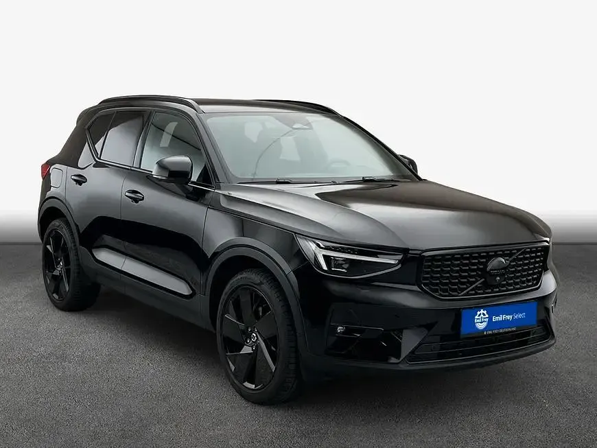 Gebraucht Volvo XC40 Plus 163 PS (119 kW) 2025 Schwarz SUV