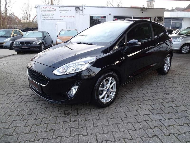 Gebraucht Ford Fiesta Cool & Connect 101 PS (74 kW) 2018 Shadow black Limousine
