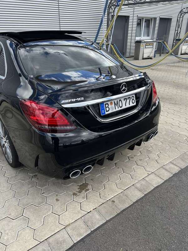 Schwarz Gebraucht 2021 Mercedes C450 AMG AMG Limousine | 43.000 € (Fairer Preis) - Bild 1/4