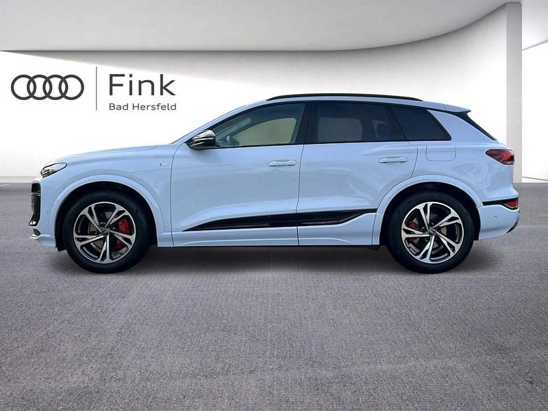 Gebraucht Audi Q6 e-tron S-Line 185 kW (252 PS) 2025 Weiß SUV