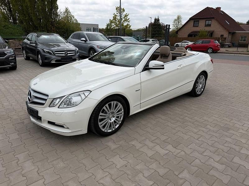 Second-hand Mercedes E250 204 CP (150 kW) 2010 Alb Cabrio