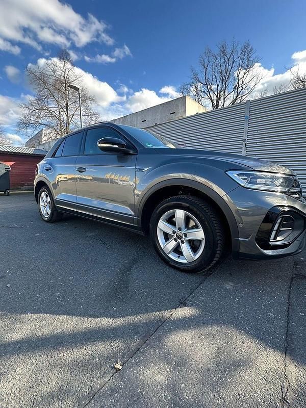 Gebraucht VW T-Roc R-line 190 PS (139 kW) 2023 Grau SUV