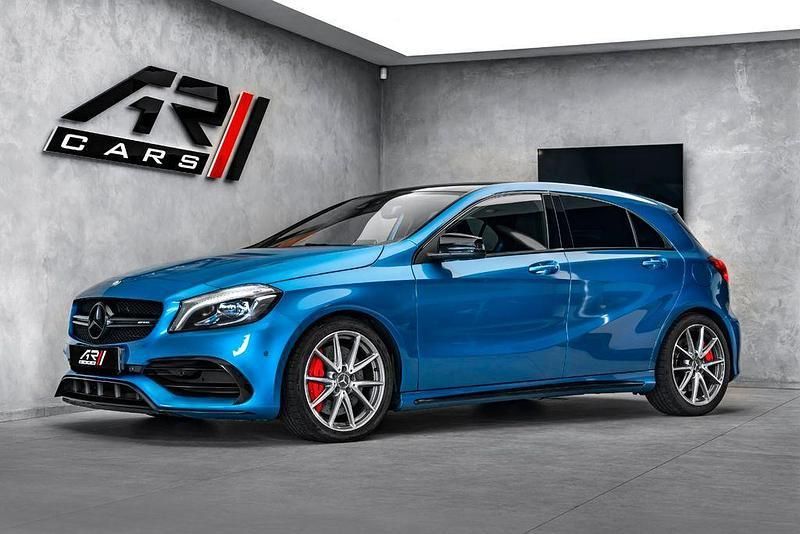 Blau Gebraucht 2017 Mercedes A45 AMG AMG Limousine | 27.300 € (Fairer Preis) - Bild 1/4