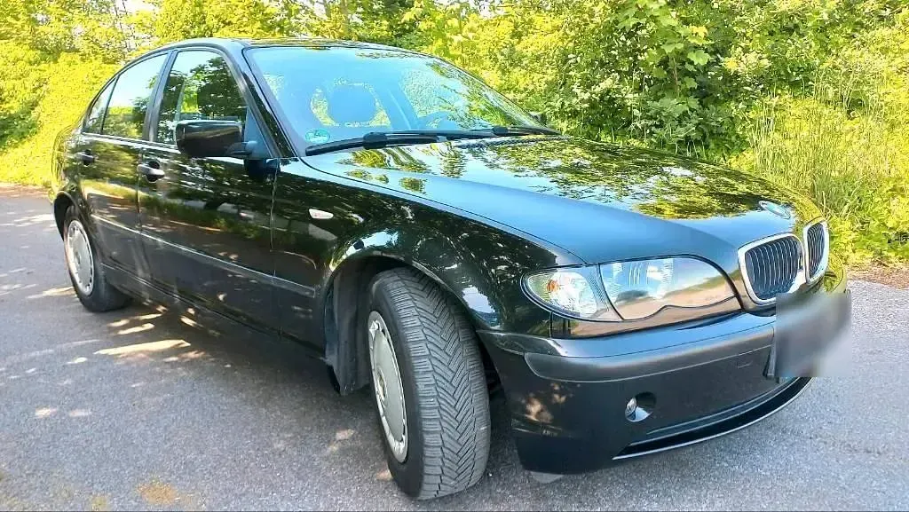 Gebraucht BMW 316 116 PS (85 kW) 2003 Schwarz Limousine