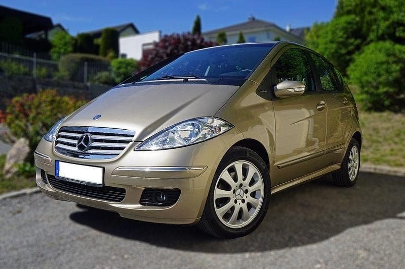 Beige Gebraucht 2007 Mercedes A200 Elegance Van / Kleinbus | 4.950 € (Fairer Preis) - Bild 1/4