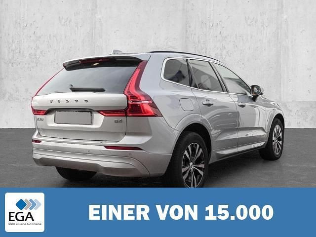 Gebraucht Volvo XC60 Momentum 197 PS (144 kW) 2022 Metallic SUV
