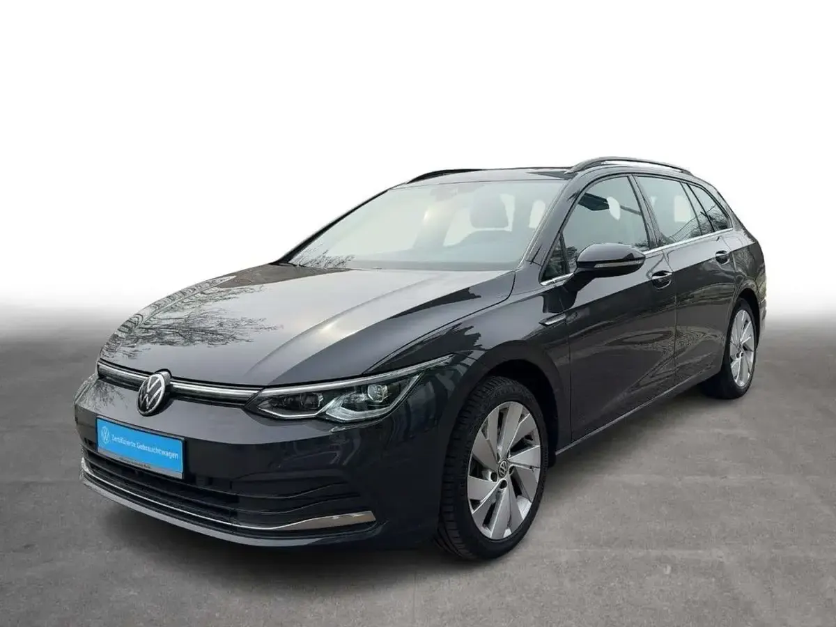 Gebraucht VW Golf VIII Style 150 PS (110 kW) 2021 Grau Kombi