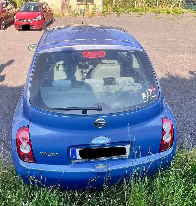 Blau Gebraucht 2003 Nissan Micra Kleinwagen | 1.299 € (Guter Preis) - Bild 1/4