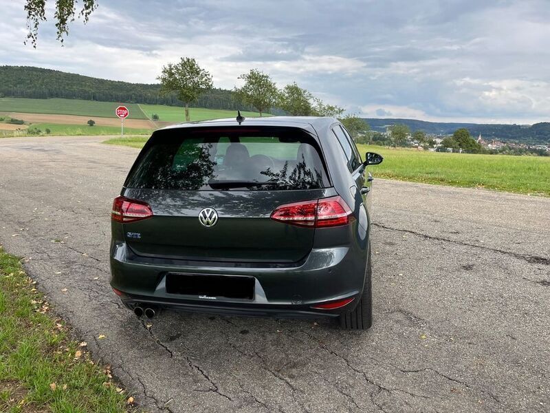 Gebraucht VW Golf VII GTE 204 PS (150 kW) 2016 Schwarz Limousine