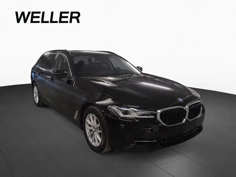 Gebraucht BMW 520 Shadowline 190 PS (139 kW) 2022 Schwarz (schwarz) Kombi