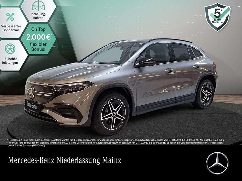 Grau Gebraucht 2024 Mercedes EQA300 AMG SUV | 36.890 € (Guter Preis) - Bild 1/3