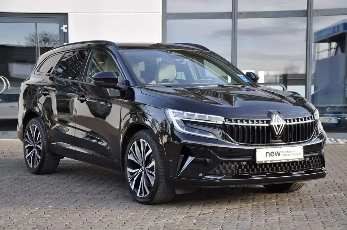 Gebraucht Renault Espace Iconic 131 PS (96 kW) 2024 Schwarz Limousine