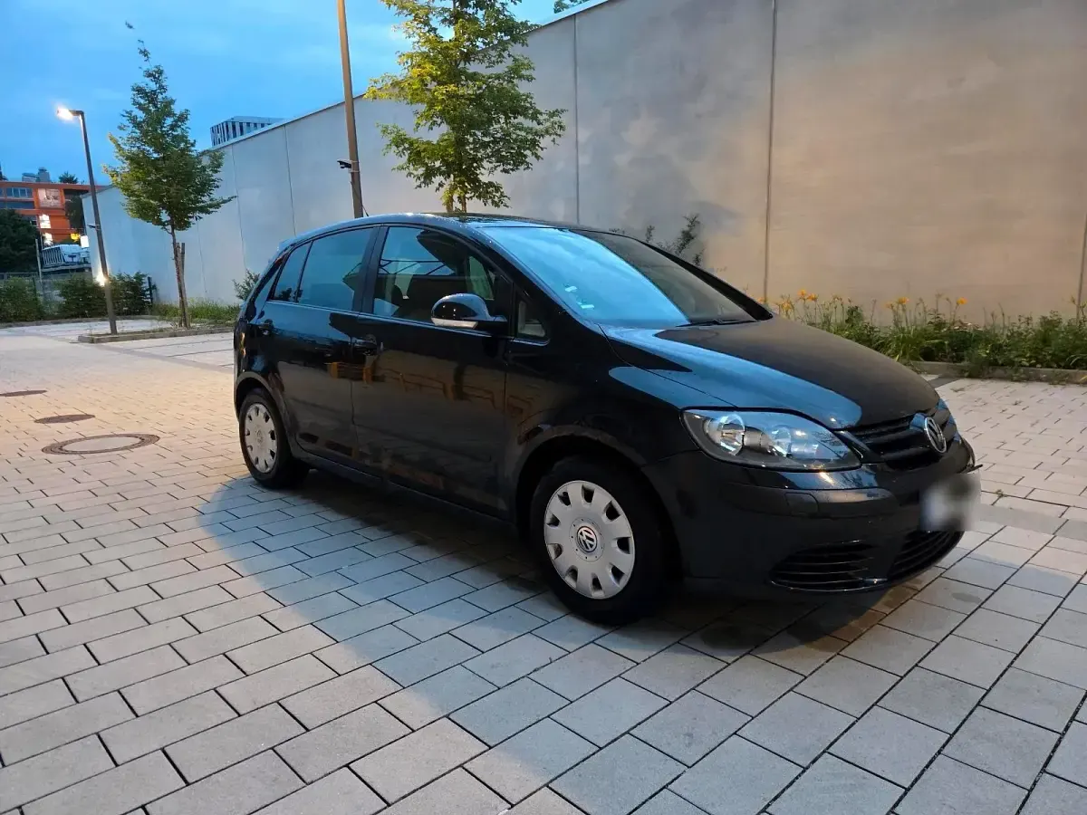 Gebraucht VW Golf V 75 PS (55 kW) 2006 Schwarz Kleinwagen