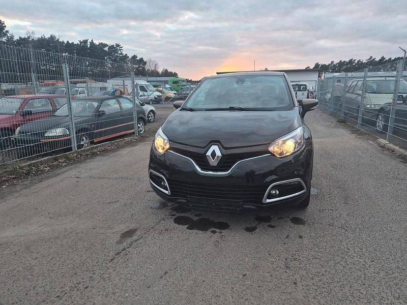 Gebraucht Renault Captur Elysee 120 PS (88 kW) 2016 Schwarz SUV