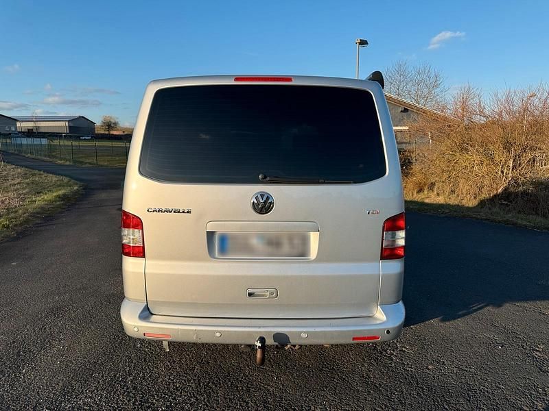 Gebraucht VW T5 131 PS (96 kW) 2008 Silber Van