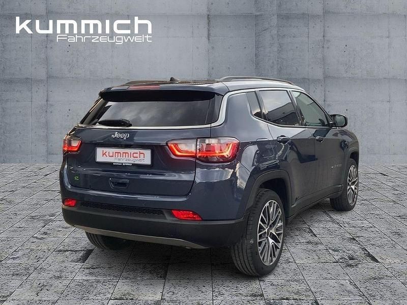 Gebraucht Jeep Compass Limited 131 PS (96 kW) 2023 Blue shade (blau) SUV