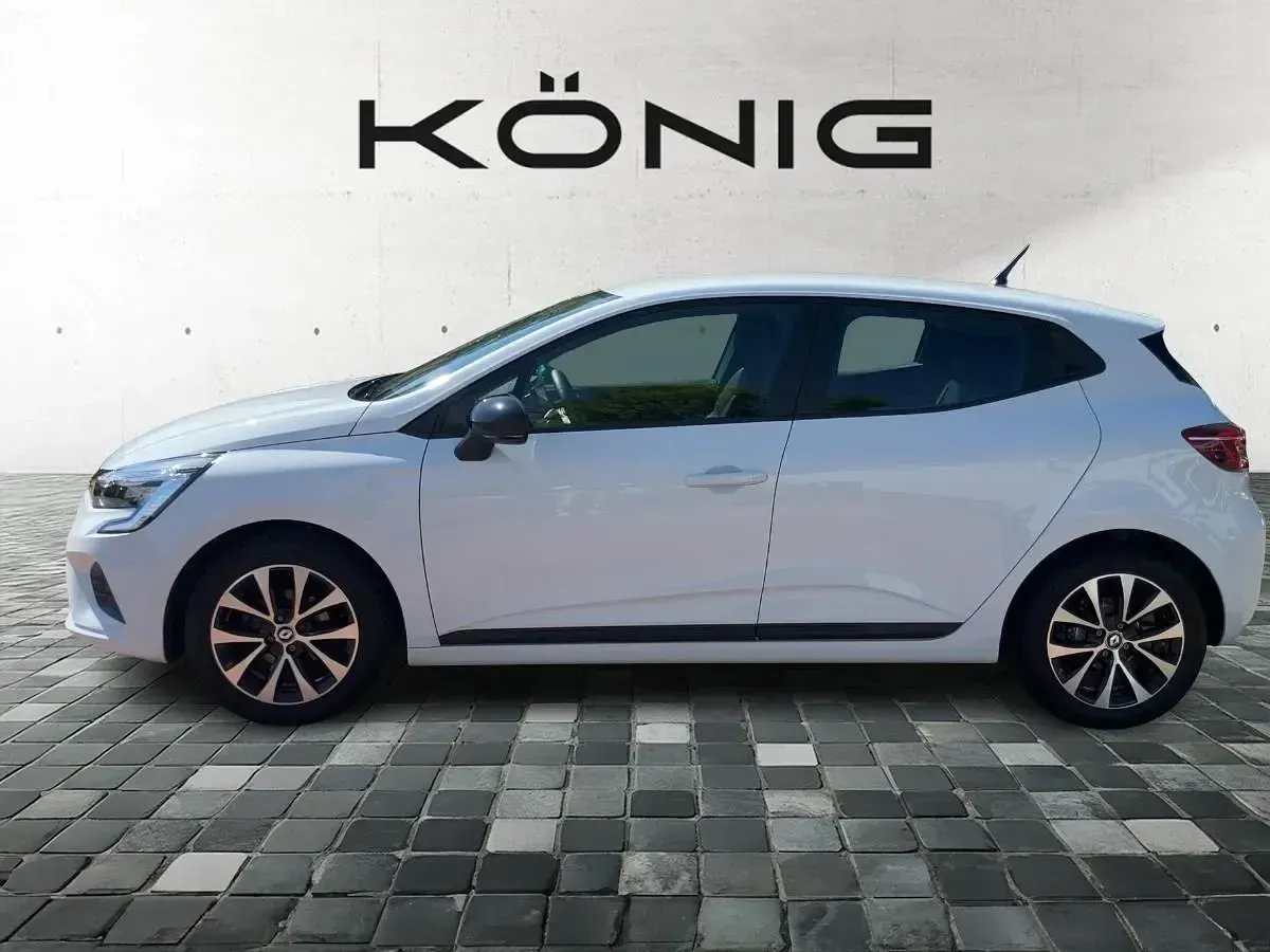 Gebraucht Renault Clio V Equilibre 67 PS (49 kW) 2023 Weiß Limousine