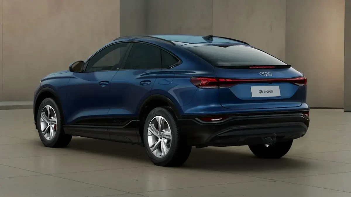 Gebraucht Audi Q6 Sportback e-tron Ambiente 185 kW (252 PS) 2025 Ascariblau metallic SUV