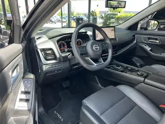 Gebraucht Nissan X-Trail Tekna 213 PS (156 kW) 2025 Gun metallic (m) SUV