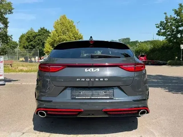 Gebraucht Kia ProCeed GT GT 204 PS (150 kW) 2022 Grau Kleinwagen