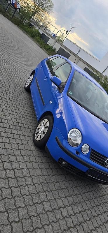 Gebraucht VW Polo 63 PS (46 kW) 2001 Blau Kleinwagen