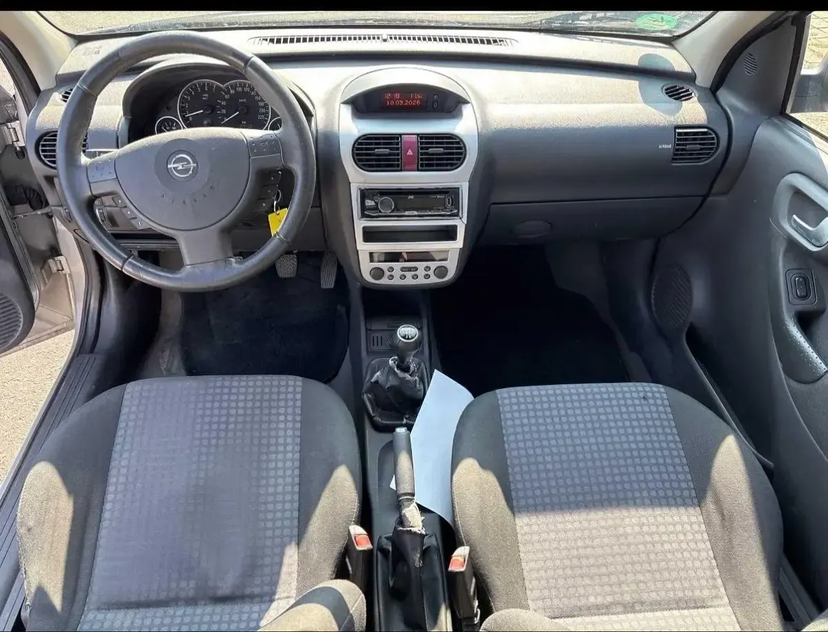 Gebraucht Opel Corsa 60 PS (44 kW) 2005 Grau Kleinwagen