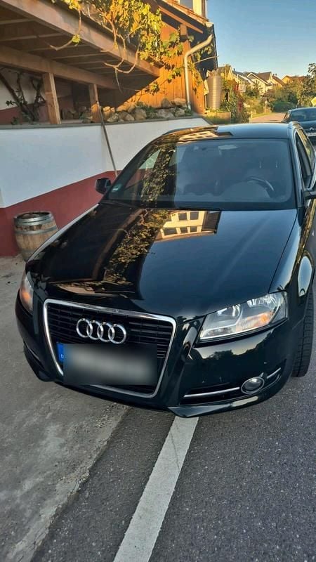 Schwarz Gebraucht 2011 Audi A3 S-Line Limousine | 3.200 € (Superpreis) - Bild 1/4