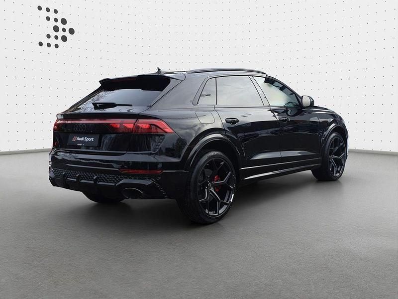 Neu Audi RS Q8 Performance 640 PS (470 kW) 2026 Schwarz SUV