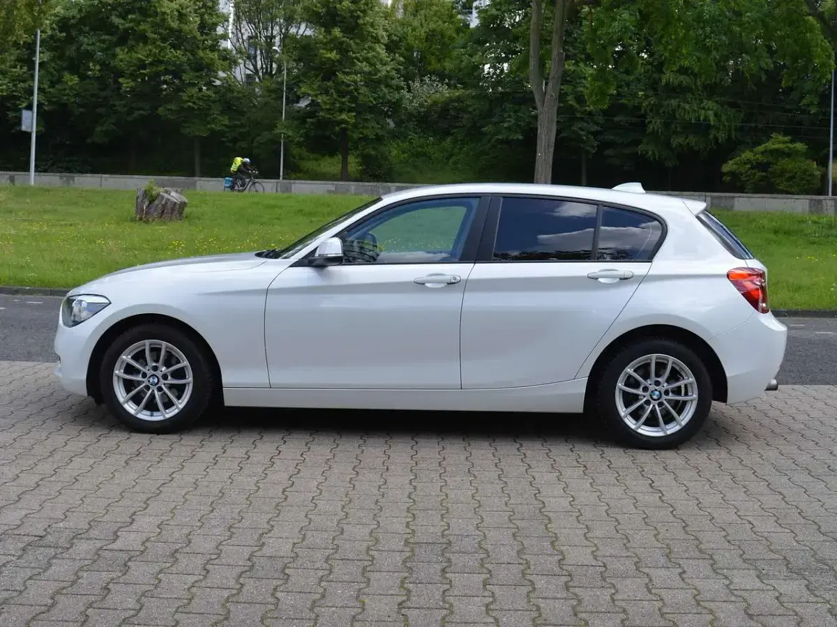 Gebraucht BMW 118 170 PS (125 kW) 2014 Weiß Kleinwagen
