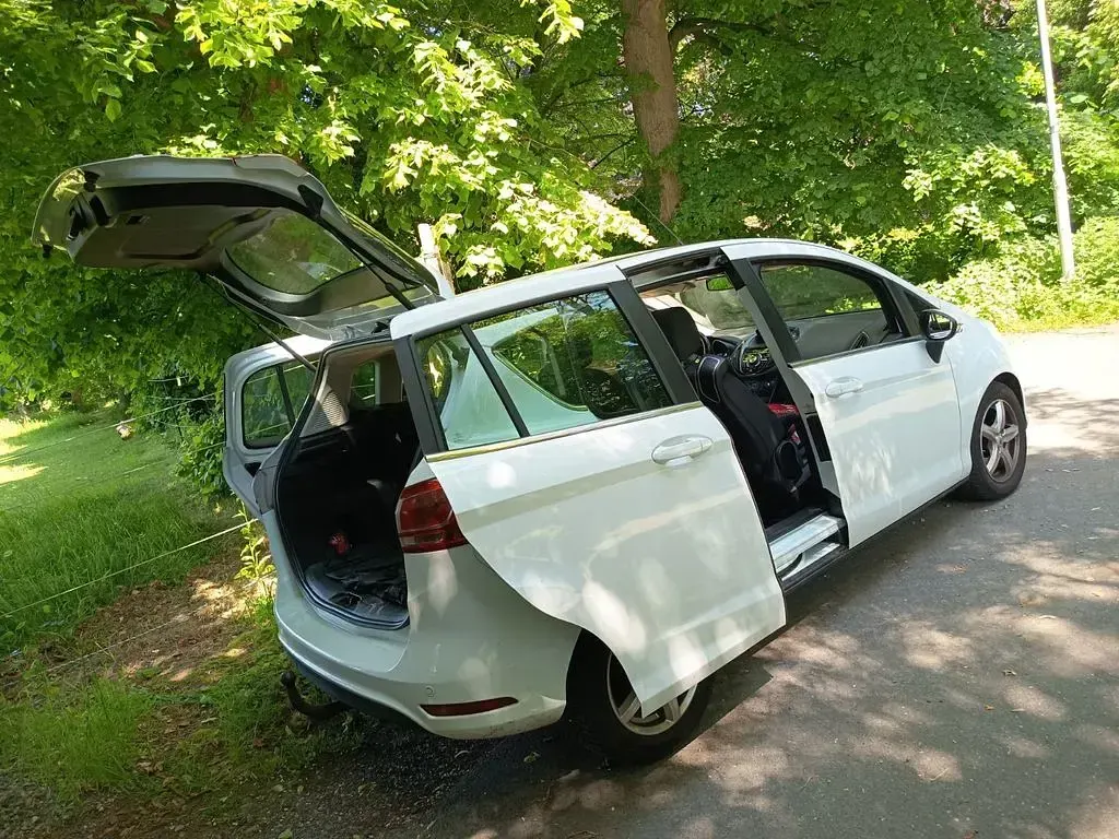 Gebraucht Ford B-MAX Titanium 101 PS (74 kW) 2012 Weiß Van / Kleinbus