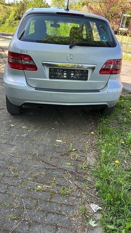 Gebraucht Mercedes B170 116 PS (85 kW) 2008 Silber Van / Kleinbus